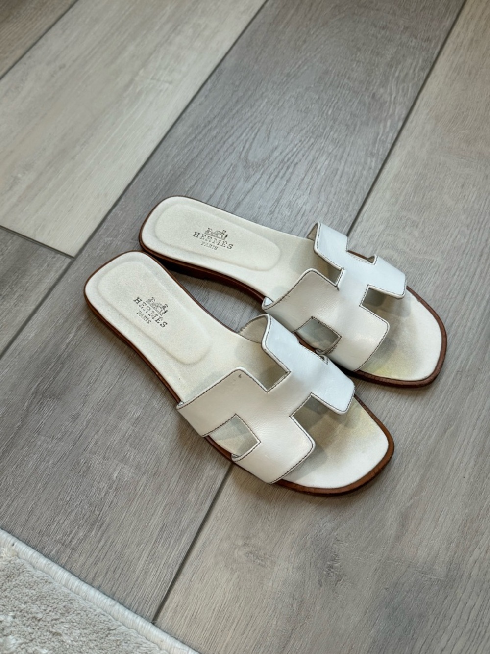 Hermes White Oran Leather Slide Sandals